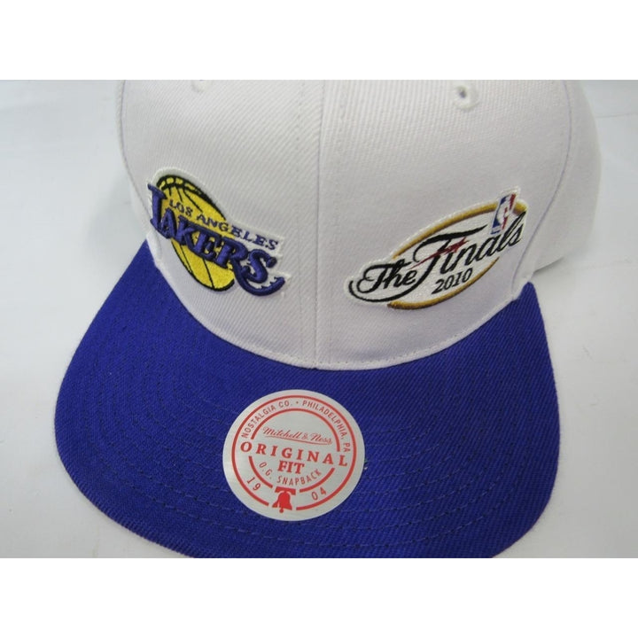 2010 NBA Finals Los Angeles Lakers Mens Mitchell and Ness Flatbrim Snapback Hat Image 2