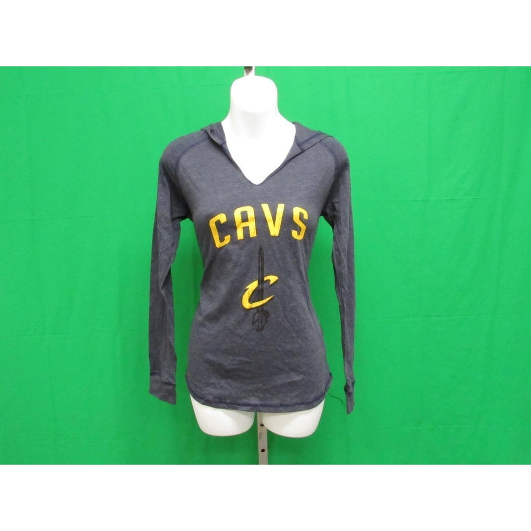 Cleveland Cavaliers "Cavs" Womens Size S Navy Blue Light-Weight Hoodie Image 1