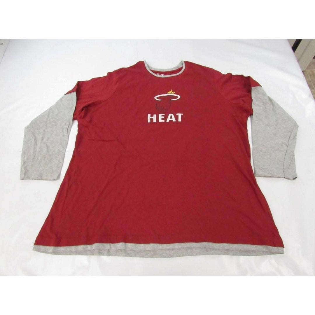 Miami Heat Mens Size 3XL 3XLarge Red Gray Majestic Long Sleeve Shirt Image 1