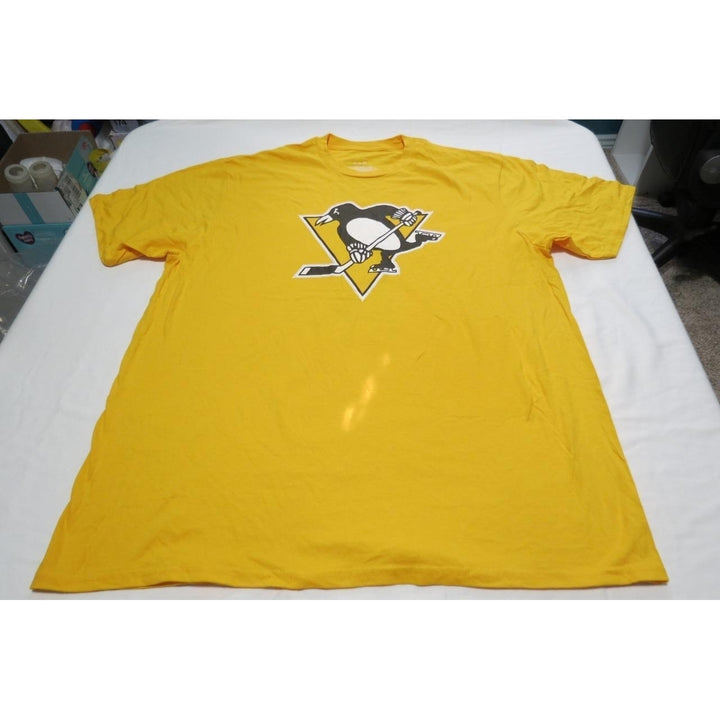 Pittsburgh Penguins 59 Jake Guentzel Mens Size XL XLarge Yellow Shirt Image 1