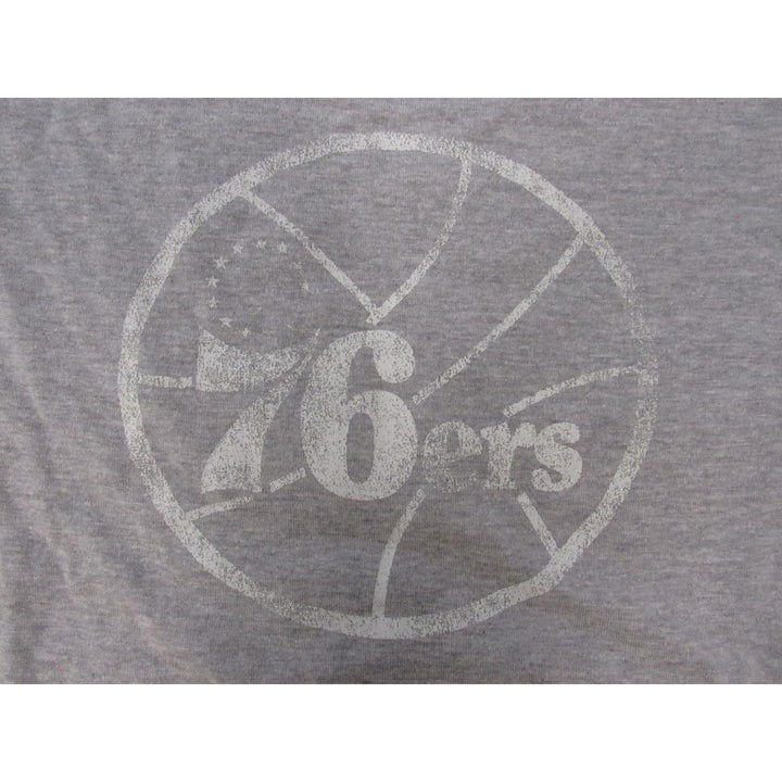 Philadelphia 76ers Women Size S Small Light Gray Adidas Scoop-Neck Shirt Image 4