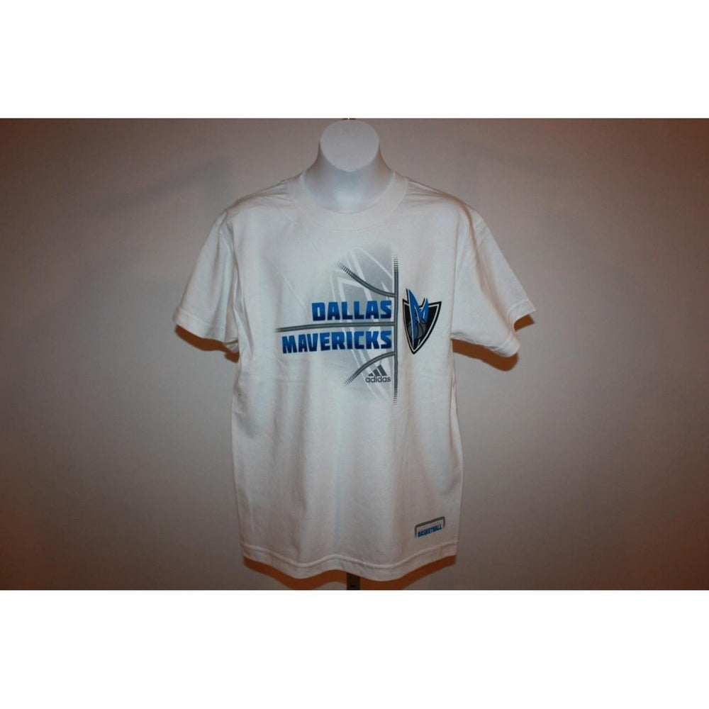 Adidas Dallas Mavericks YOUTH Size Medium M 10-12 White Shirt Image 2