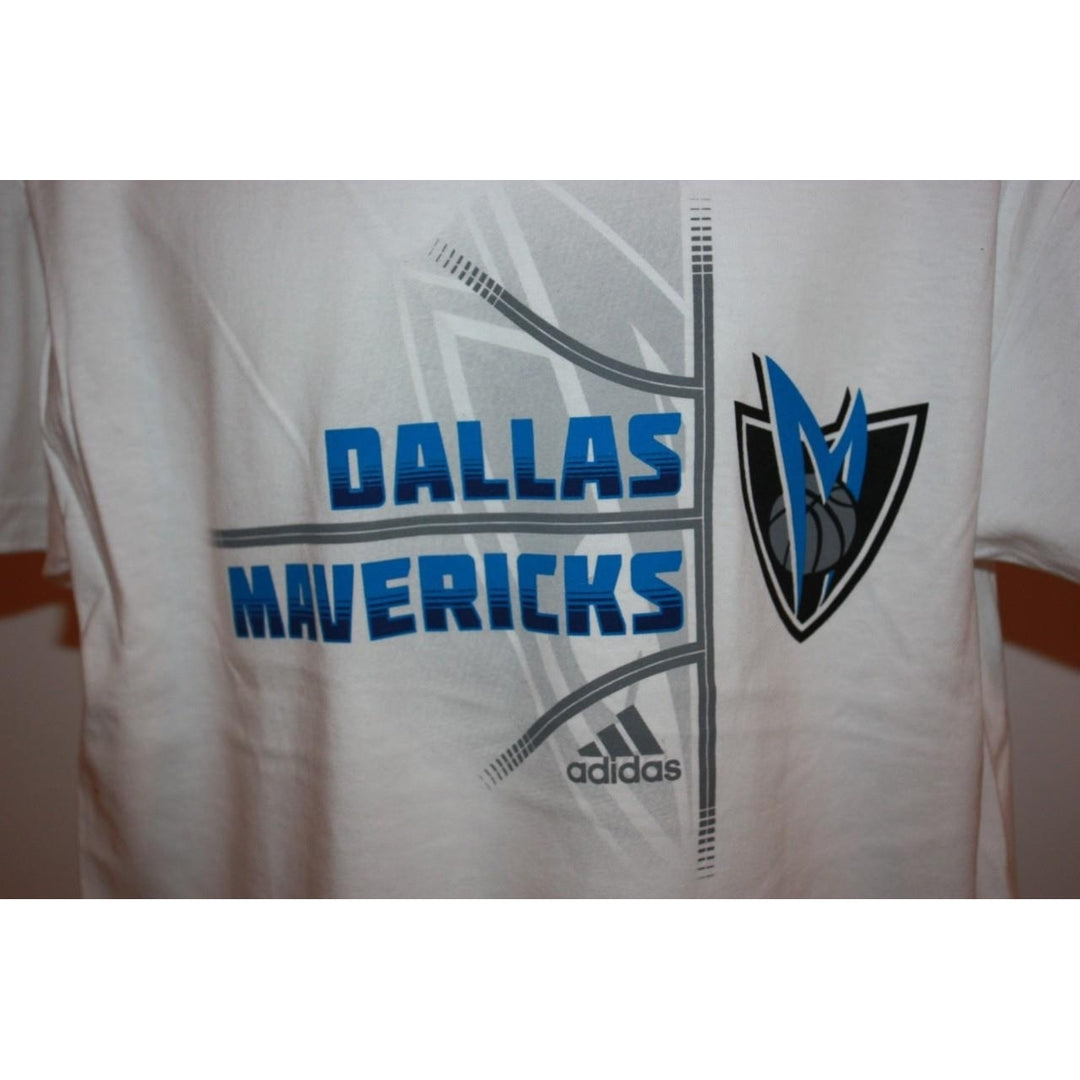 Adidas Dallas Mavericks YOUTH Size Medium M 10-12 White Shirt Image 4