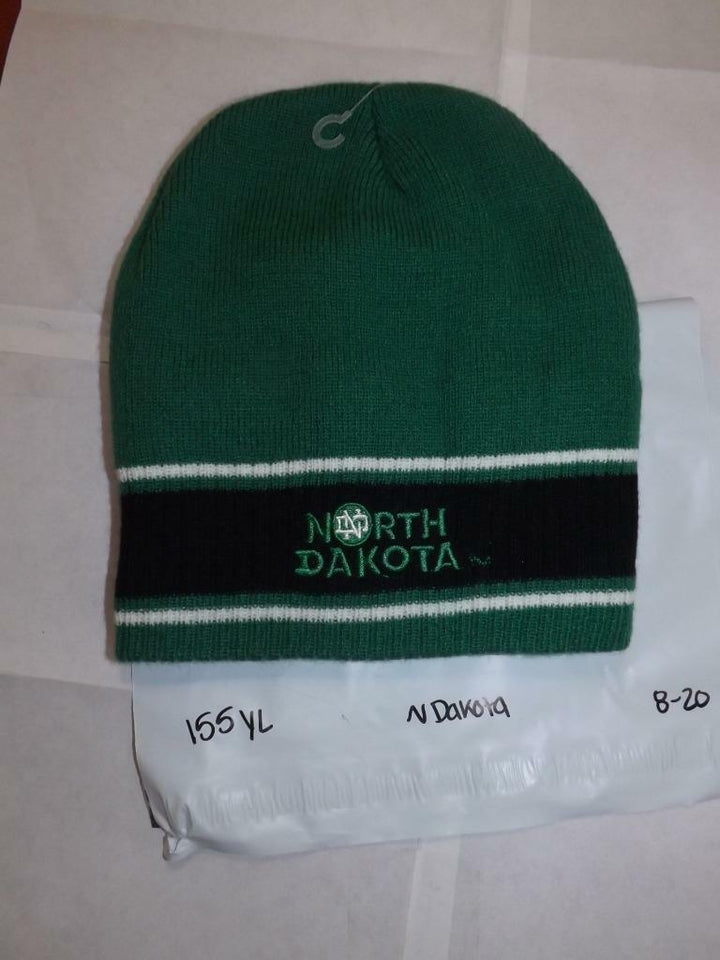 North Dakota Fighting Hawks Youth Size 8-20 OSFA Green Knit Adidas Beanie Image 4