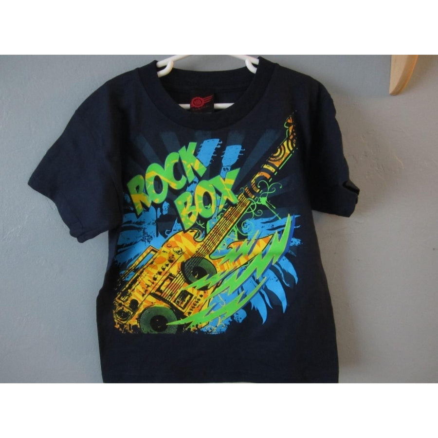 MAD ENGINE ROCK BOX GRAPHIC Shirt KIDS SIZE M MEDIUM 5/6 68VP Image 1