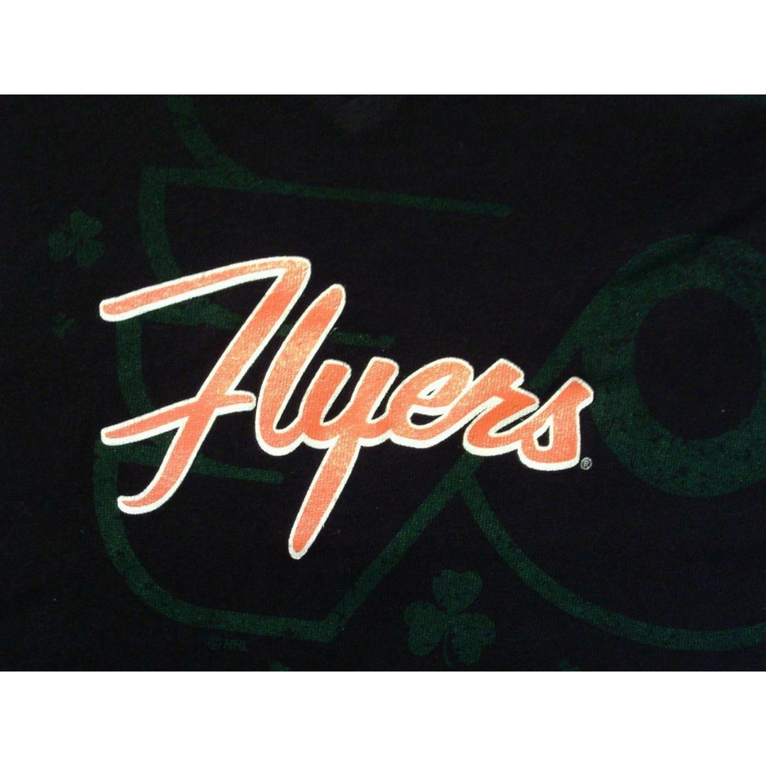 NHL Philadelphia Flyers Womens Size M Medium Black St Patricks Day Shirt Image 4