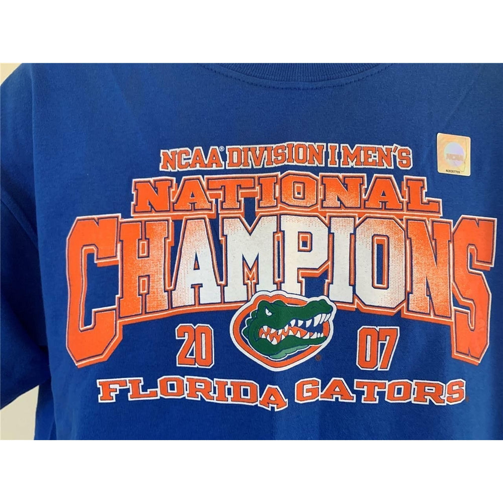 Florida Gators 2007 Champions Mens Size M Medium Blue Shirt Image 2