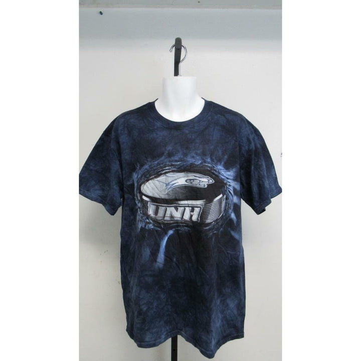 Hampshire Wildcats Mens Size L Large Tye Dyed Navy Blue Shirt Image 1