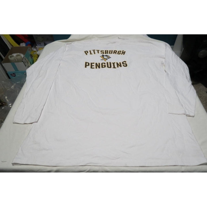 Pittsburgh Penguins Mens Size 2XL-Tall 2XLarge-Tall White Long Sleeved Shirt Image 1