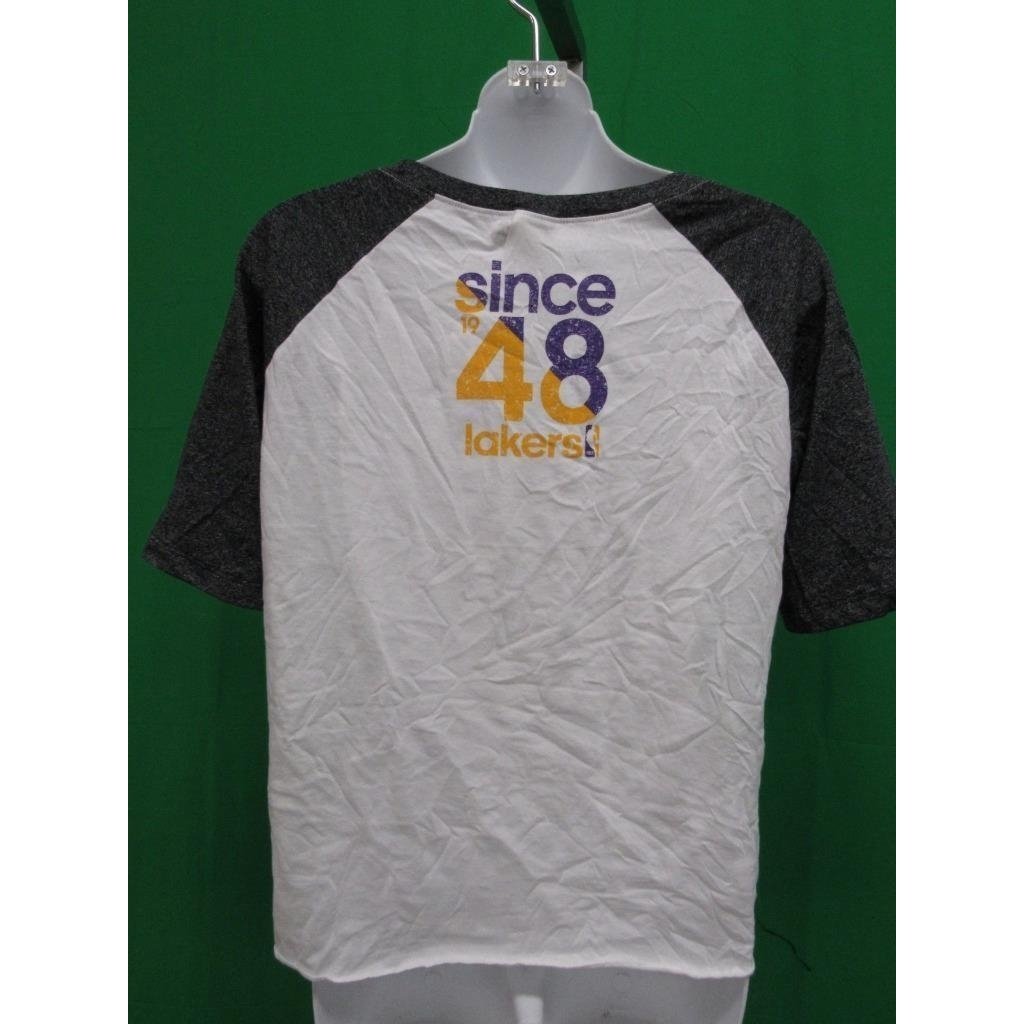 Los Angeles Lakers Womens Size M Medium Majestic 2-Tone Cropped Scoop Neck Shirt Image 3