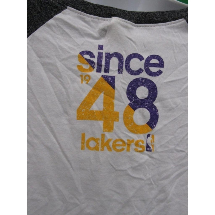 Los Angeles Lakers Womens Size M Medium Majestic 2-Tone Cropped Scoop Neck Shirt Image 4