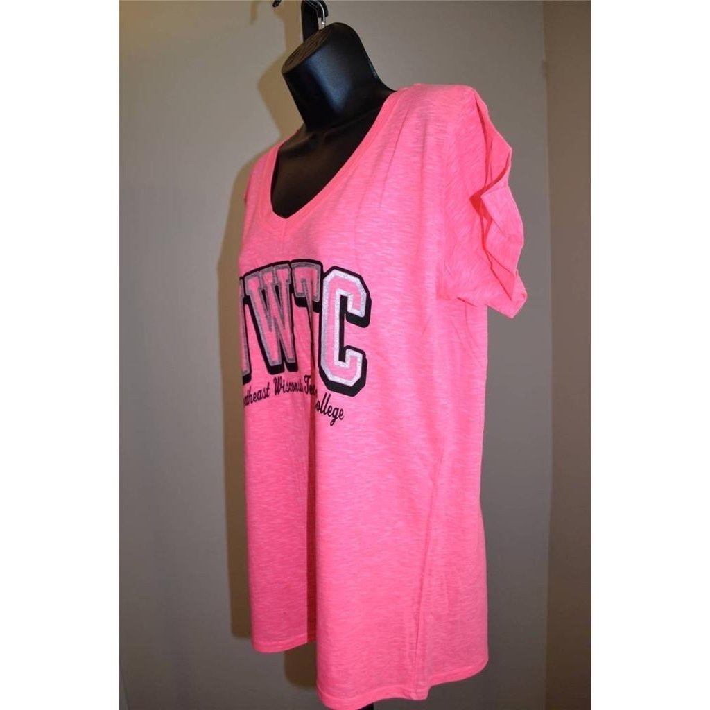 Northeast Wisconsin Technical College WOMENS 2XLARGE 2XL Pink Shirt Image 4