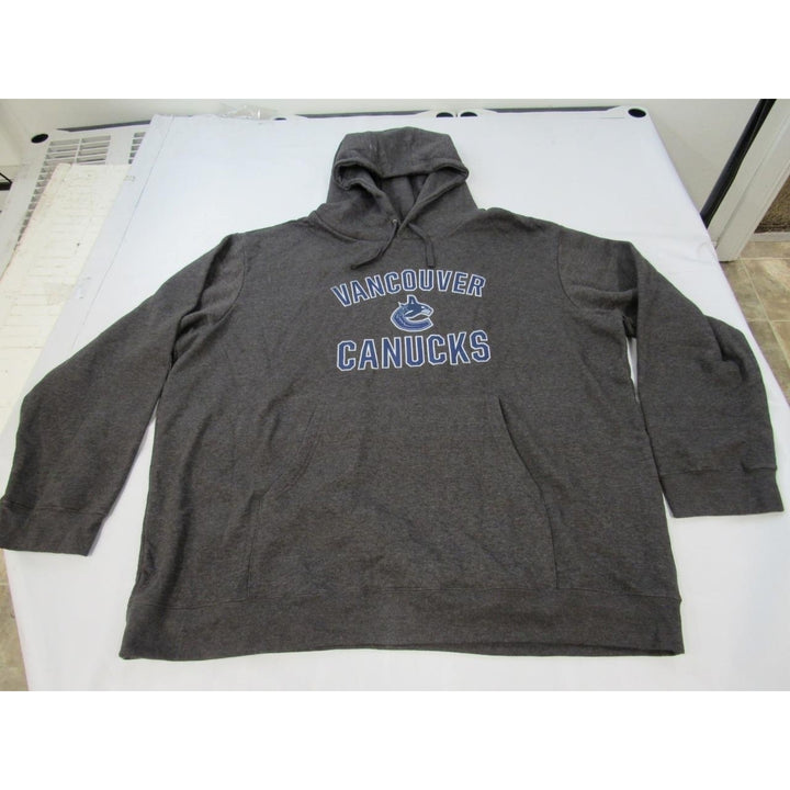 Vancouver Canucks Mens Size 4XL 4XLarge Gray Hoodie Image 4