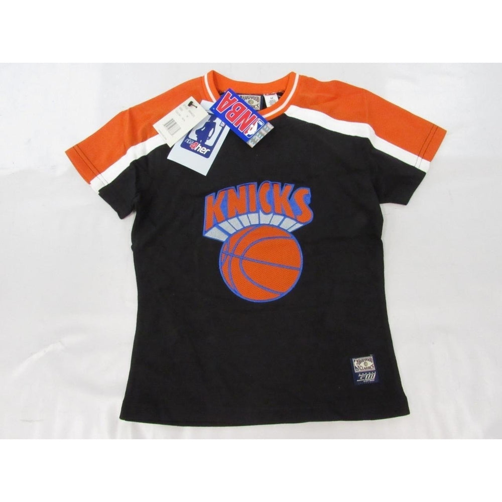 York Knicks 46 Womens Size M Medium Form-Fitting Black/Orange Shirt Image 2