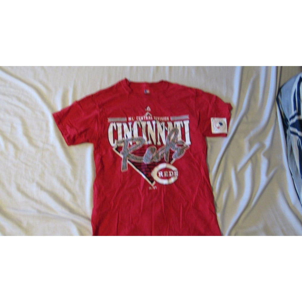 Cincinnati Reds Mens Size M Medium Red Majestic Shirt Image 2