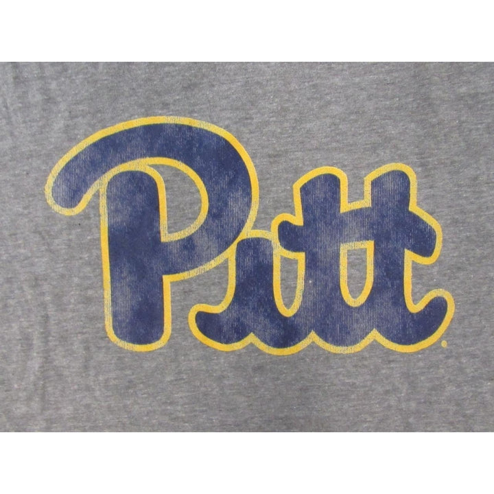 Pittsburgh Panthers "Pitt" Mens Size L Soft Gray Shirt w/ Distressed Print Image 3