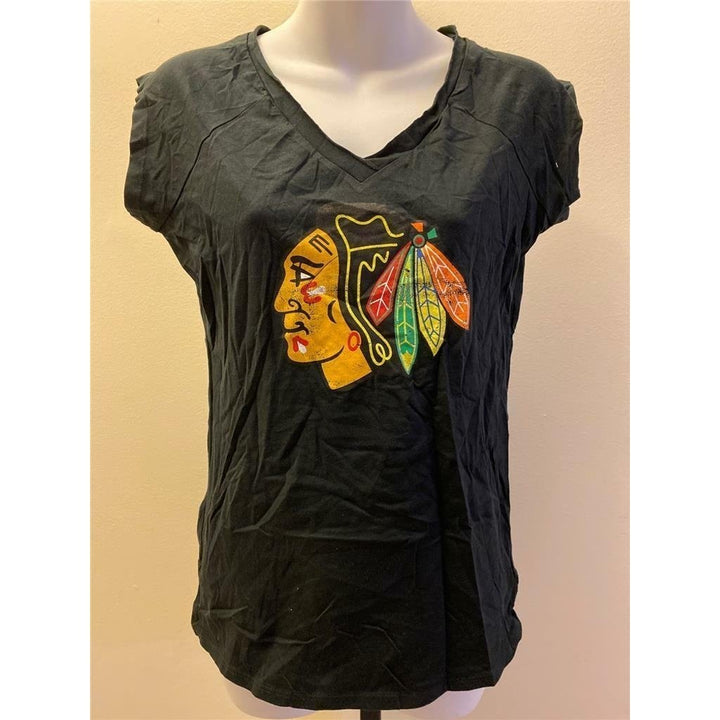 Chicago Blackhawks Womens Size S Small Black Shirt Image 1