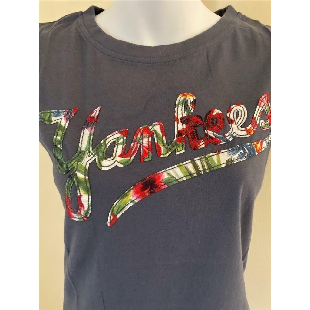 York Yankees Womens Size S Small Navy Shirt Image 3