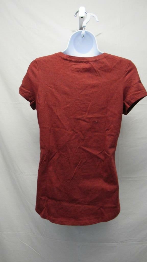 Wisconsin Badgers Womens "I Heart USA" Size S Small Red V-Neck Shirt Image 4