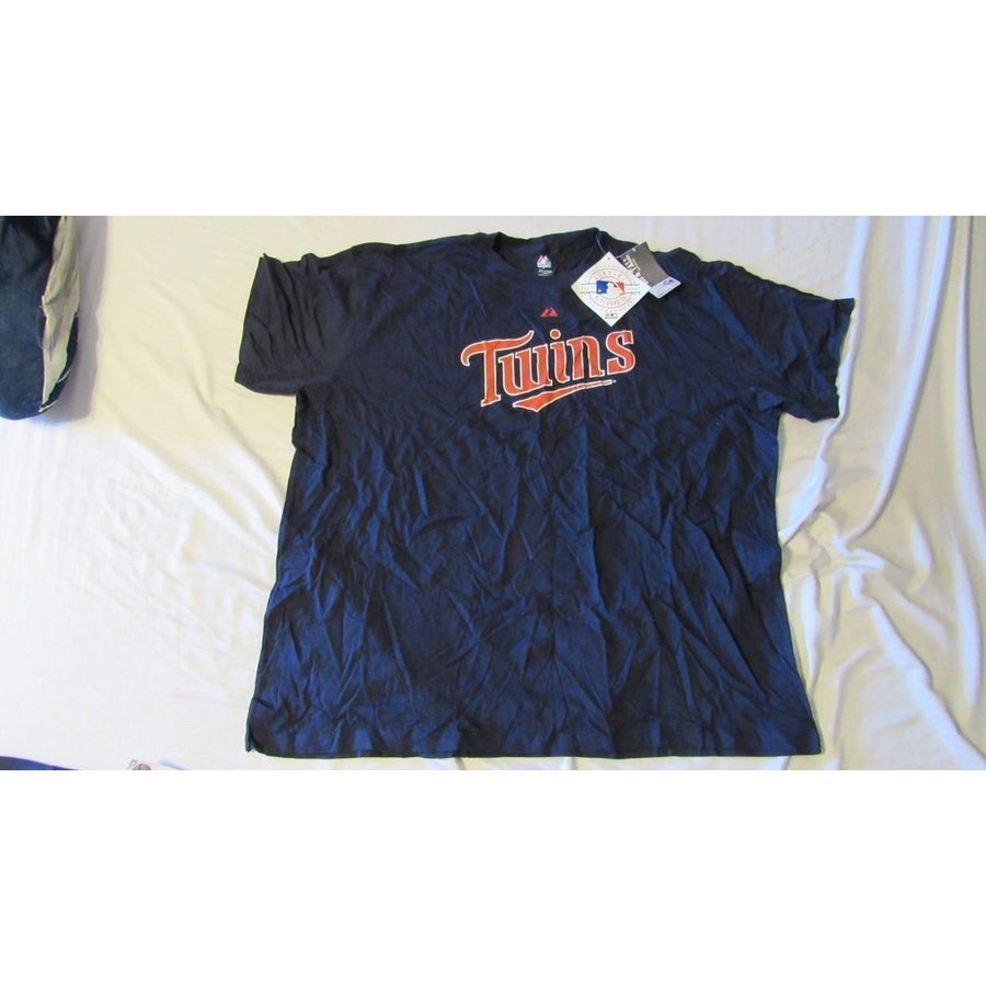 Minnesota Twins Mens Size 5XL Blue Majestic Shirt Image 1