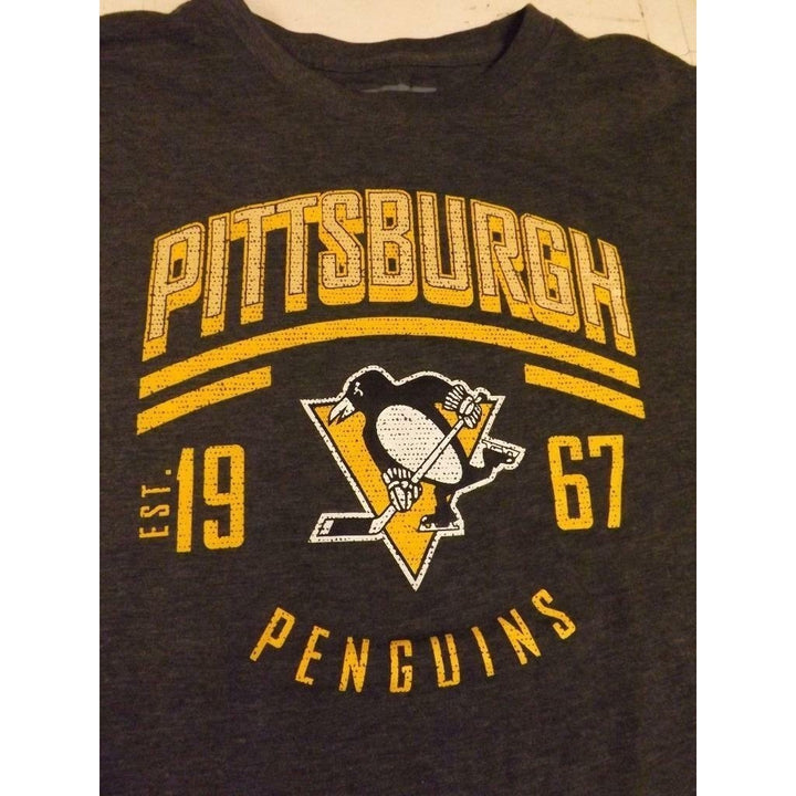 Pittsburgh Penguins Mens Size L Large Gray Shirt Image 2