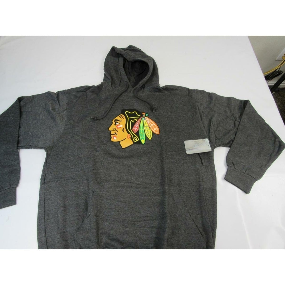 Chicago Blackhawks Mens Size XLarge XL-Tall Gray Majestic Hoodie Image 2