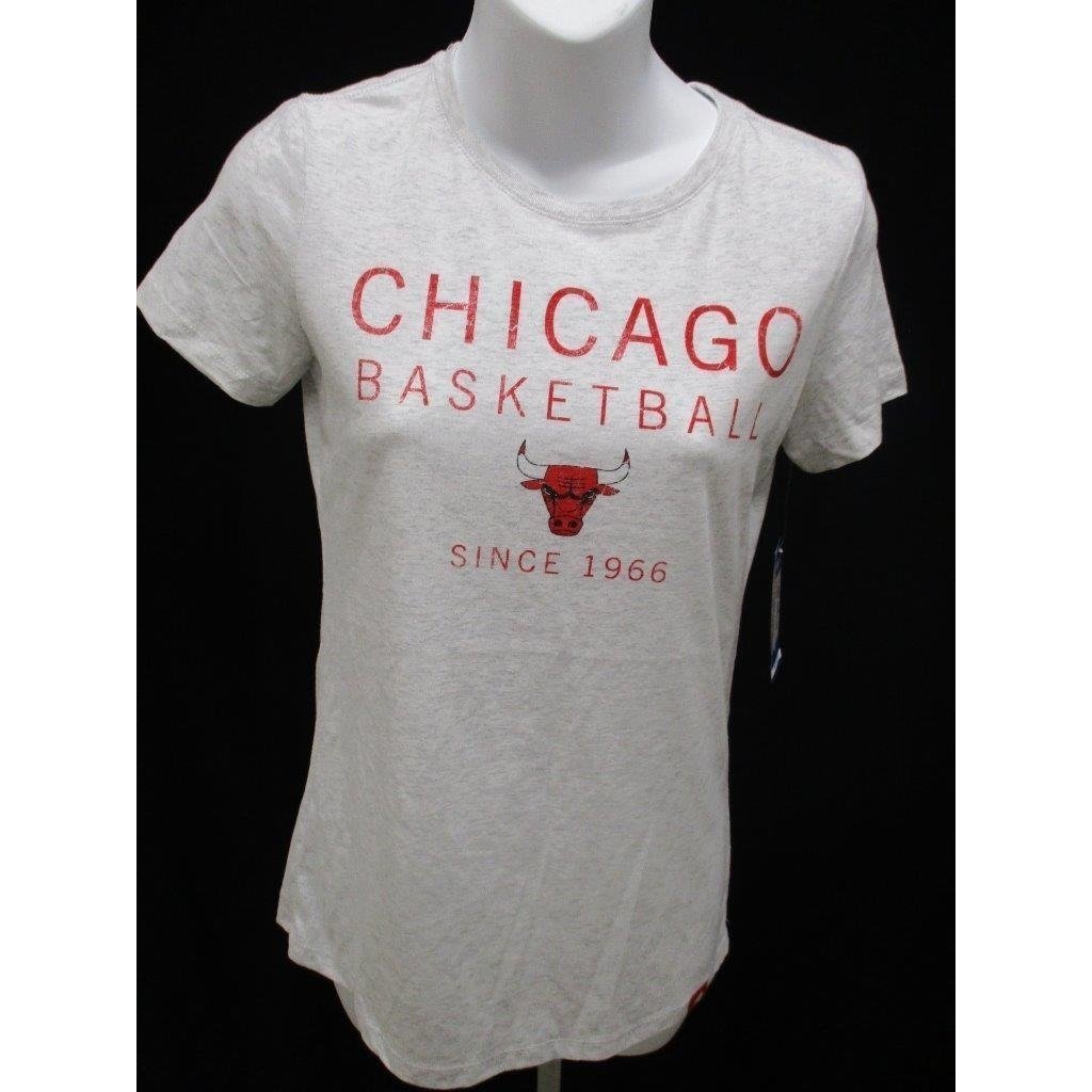 Chicago Bulls Womens Size M Medium Shirt MSRP 32 Image 1