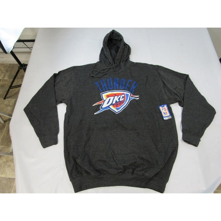 Oklahoma City Thunder Mens Size 2XL-Tall Gray Majestic Hoodie Image 4