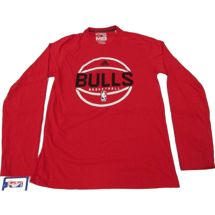 Chicago Bulls Basketball Mens Size M Adidas Climalite Long Sleeve Shirt Image 1