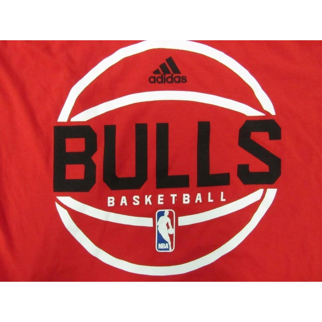 Chicago Bulls Basketball Mens Size M Adidas Climalite Long Sleeve Shirt Image 2