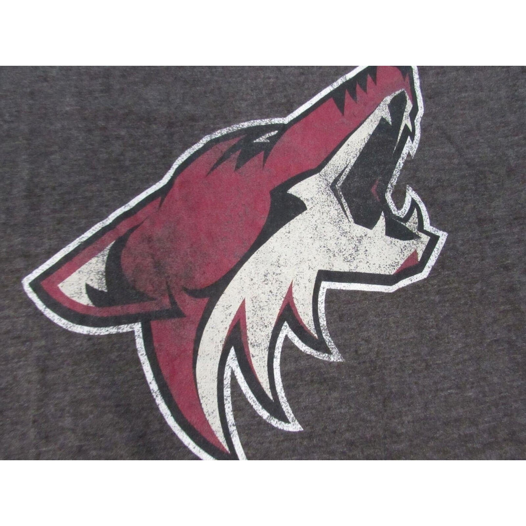 Arizona Coyotes Mens Size S Small Grey T-Shirt Image 1