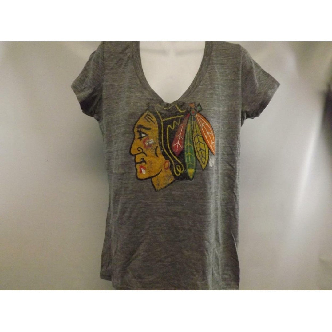 Chicago Blackhawks Womens Sizes S Small Gray Touch by Alyssa Milano Shirt Image 2