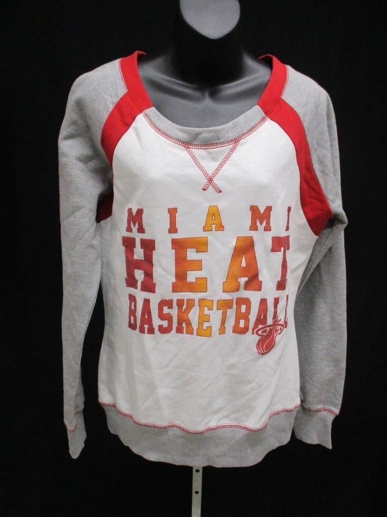 Miami Heat Womens Size M Medium White Majestic Sweater MSRP 55 Image 1