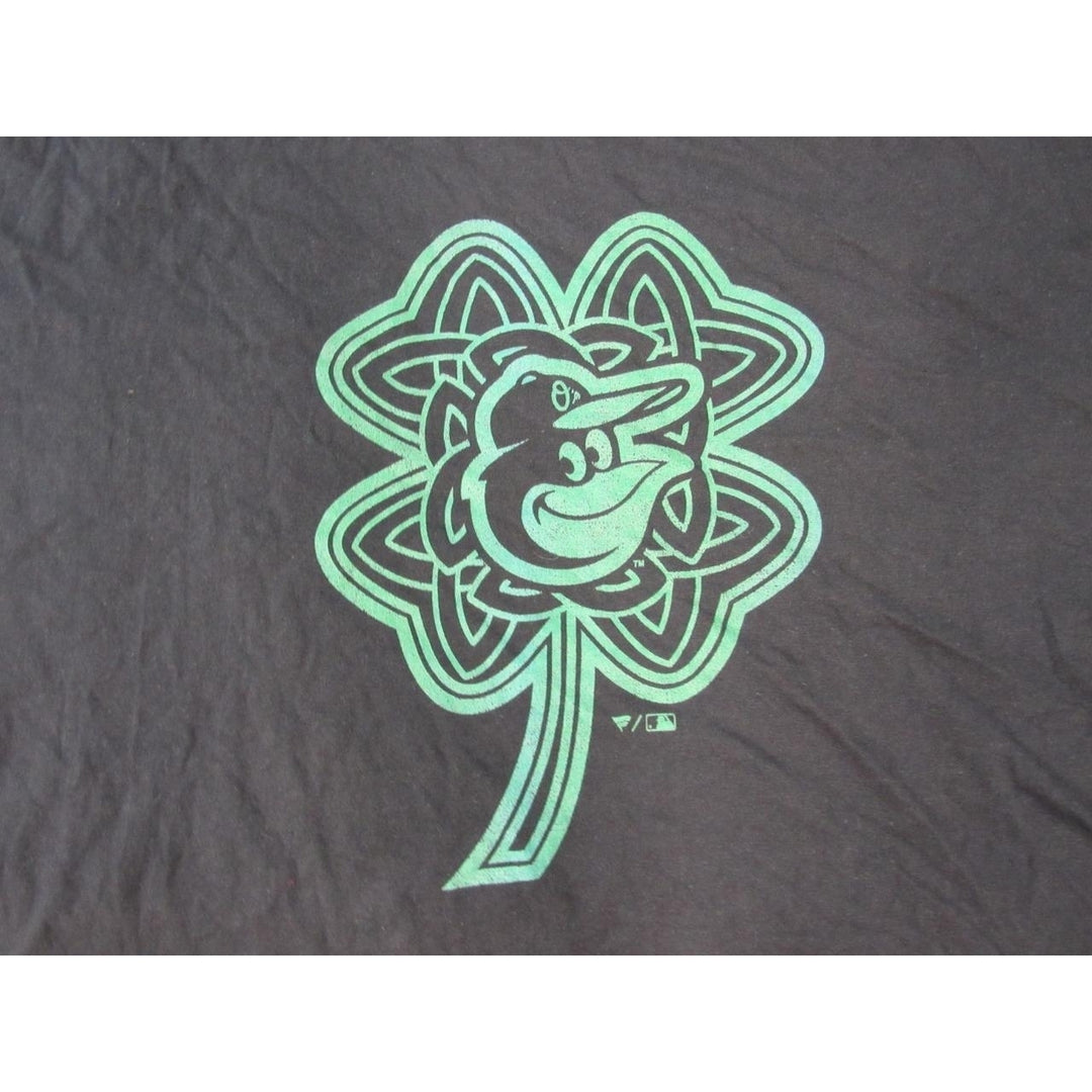 Baltimore Orioles Mens Size 5XL Black Shirt w/ 4-Leaf Clover Theme Print Image 3