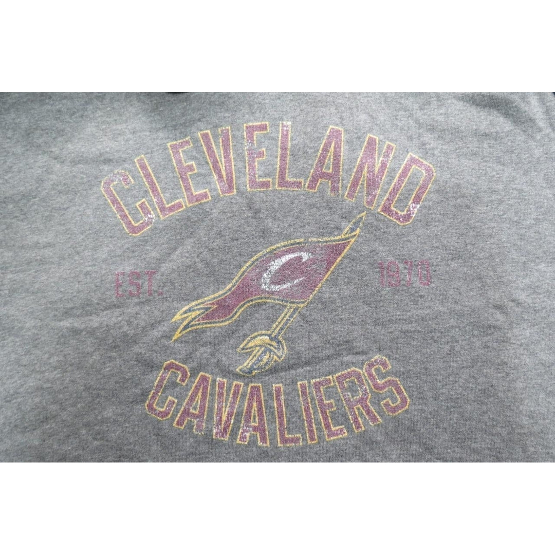 Cleveland Cavaliers 1970 Mens Size 2XL Gray Blue Hoodie w/ distressed print Image 3