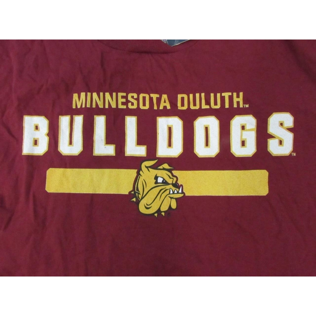 Minnesota Duluth Bulldogs Mens Size XL XLarge Maroon Long Sleeved Shirt Image 3