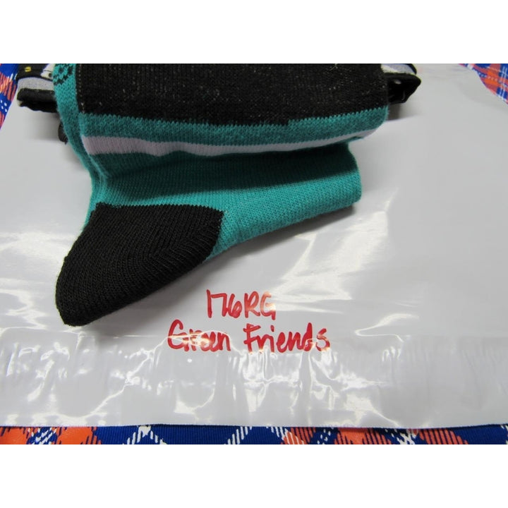 Friends Central Perk Mens Sizes 6-12 OSFA Green Crew Socks and Bandana Image 6