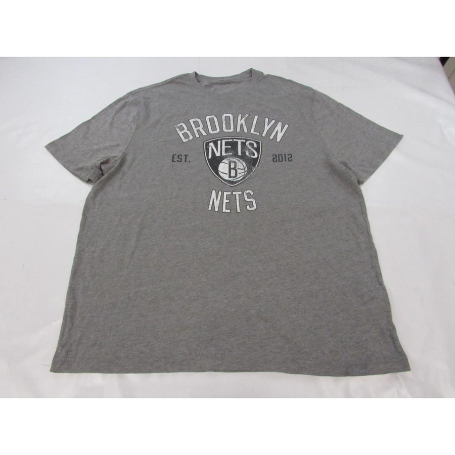 Brooklyn Nets EST 2012 Mens Size 2XL Heather Gray Shirt w/ Distressed Print Image 1