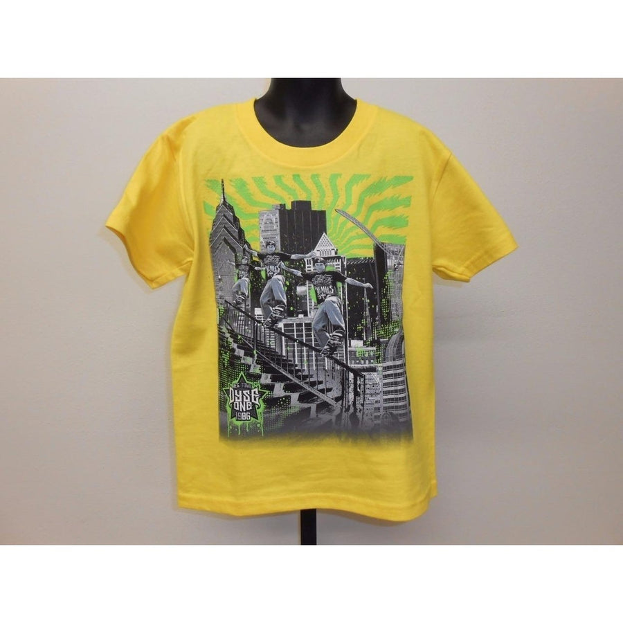 DYSEONE SKATER 1986 graphic tee KIDS KID MEDIUM M SIZE 5-6 T-SHIRT 67FZ Image 1