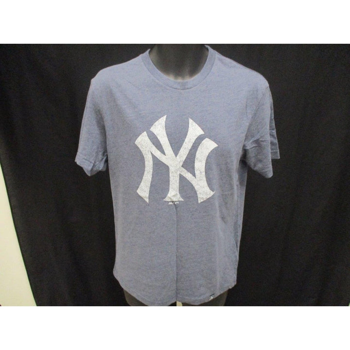 York Yankees Mens Size S Small Majestic Gray Shirt MSRP 30 Image 2