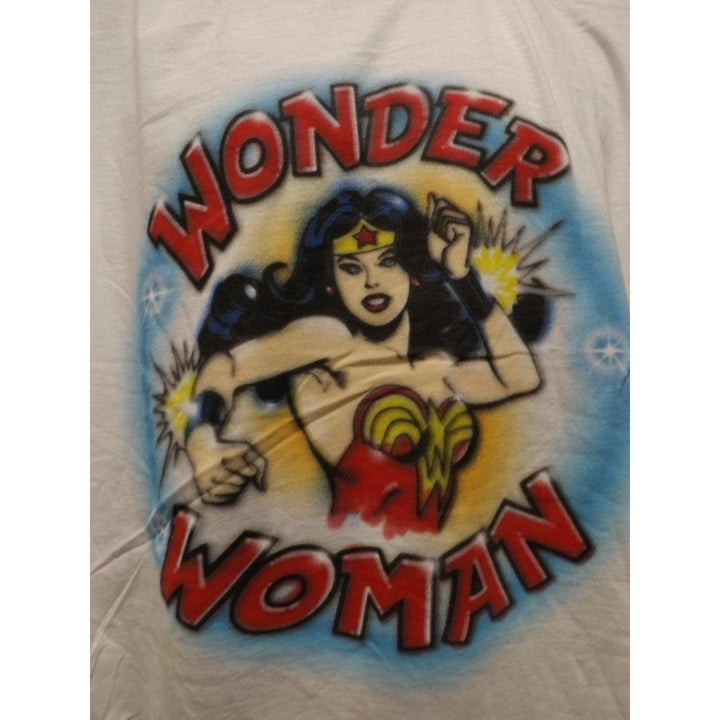 DC Comics Wonder Woman Cartoon Mens 2XL 2XLarge White Shirt Image 2