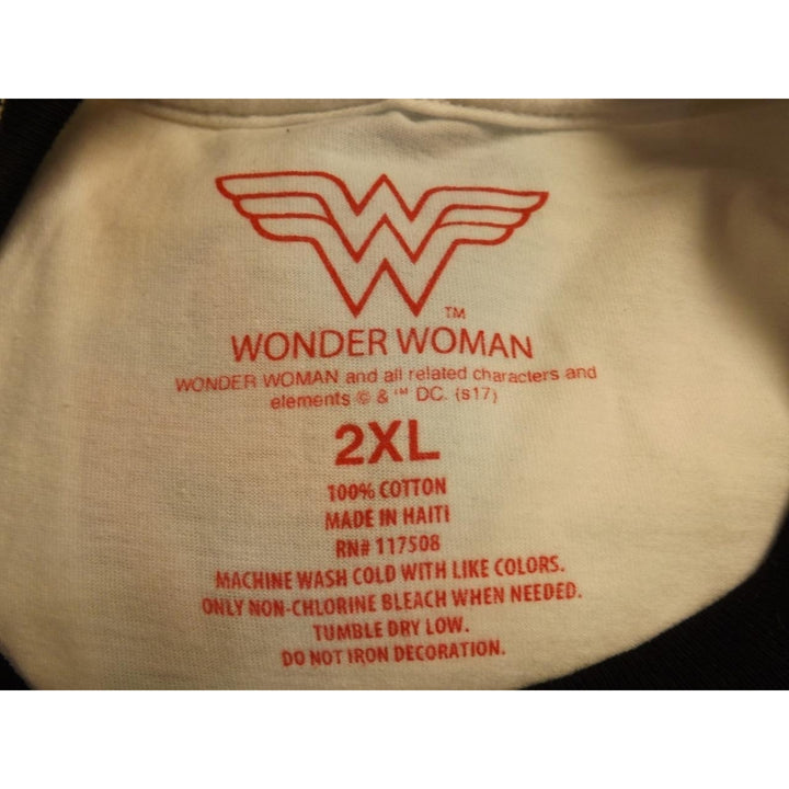 DC Comics Wonder Woman Cartoon Mens 2XL 2XLarge White Shirt Image 3