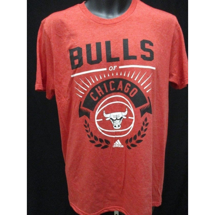 Chicago Bulls Mens Size M Medium Red Adidas Shirt MSRP 30 Image 1