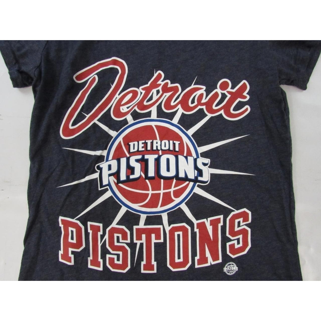 Detroit Pistons Womens Size S Small Adidas Gray Shirt Image 3