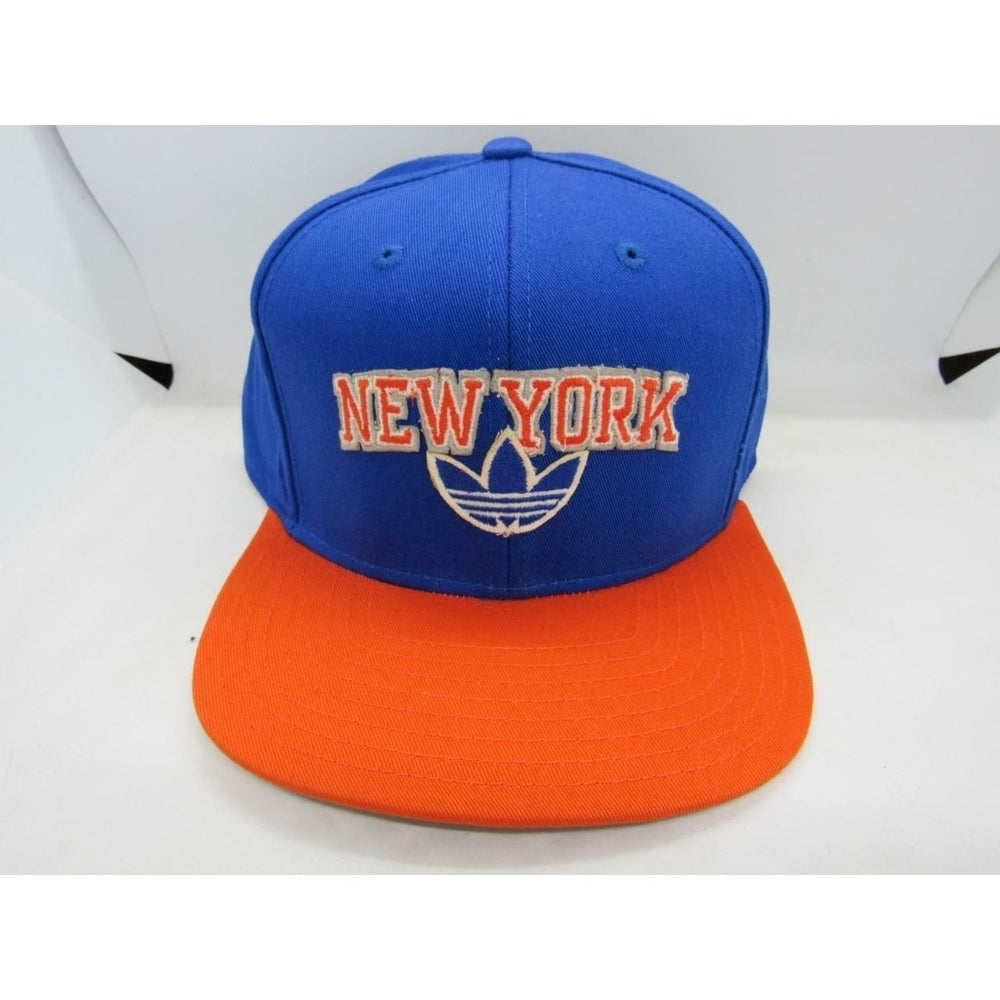 York Knicks Mens Blue Orange Size OSFA Adidas Snapback Flat Brim Hat 25 Image 2