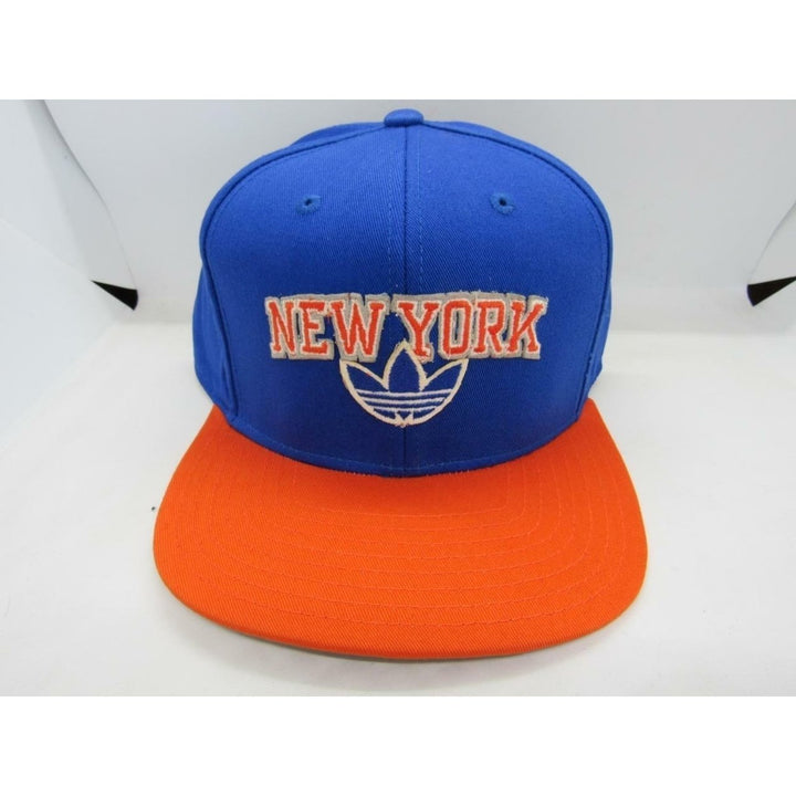 York Knicks Mens Blue Orange Size OSFA Adidas Snapback Flat Brim Hat 25 Image 2