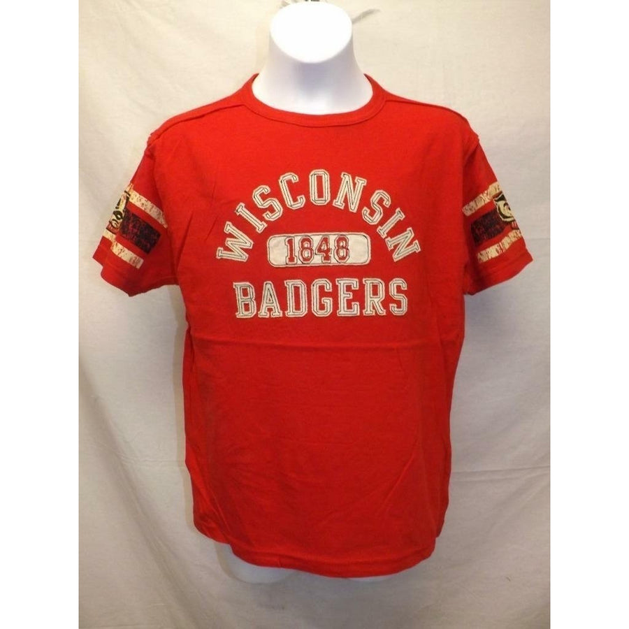 Wisconsin Badgers Youth Size M Medium Red Vintage Shirt Image 1