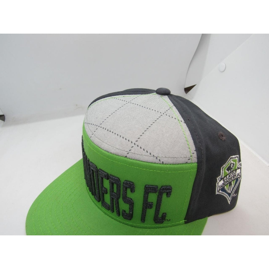 Seattle Sounders FC Adidas Mens Size OSFA Flat Brim Snapback Hat 26 Image 6