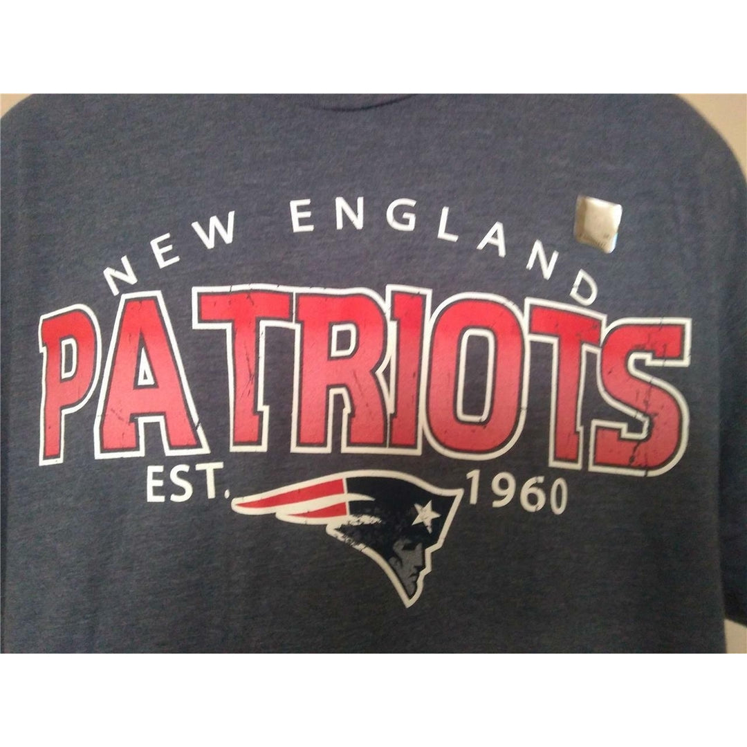 - England Patriots Mens Size L Large Blue Hands High Shirt Image 2