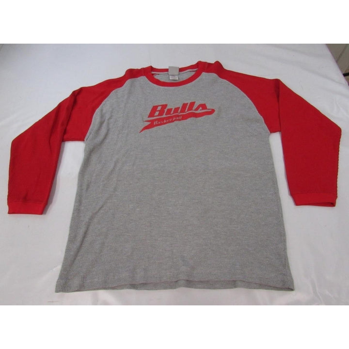 Chicago Bulls Basketball Mens Size XL XLarge Gray Red Long Sleeved Shirt Image 1